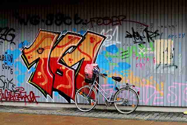 鉴黄师免费观看法律边界讲解｜图像识别工具比对工作中如何规避风险  第2张